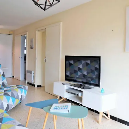 T2 Avec Terrasse Sud, Climatise, A Proximite - - Fr-1-251-295 Lejlighed