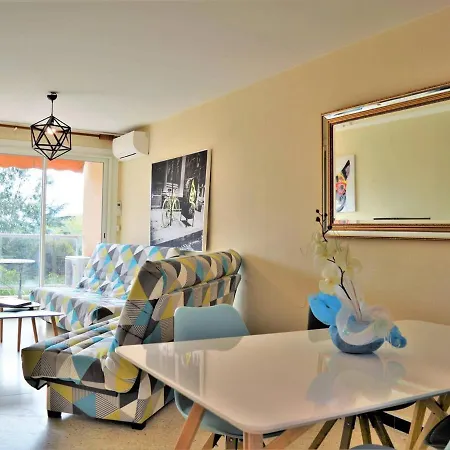 T2 Avec Terrasse Sud, Climatisé, à Proximité - - Fr-1-251-295